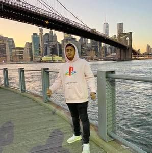 Meet your Posher, Alexander